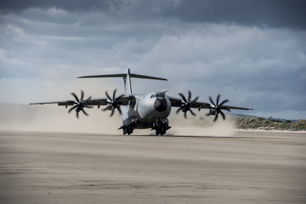 A400M and TP400 engines beach landing 2017